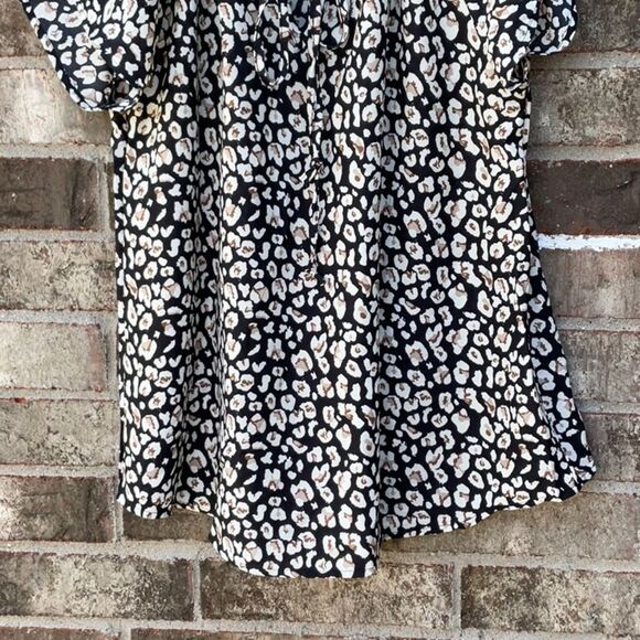 Take 50% OFF- Animal Print Stylish Black and White Women's Top, Size-M - Picture 4 of 10